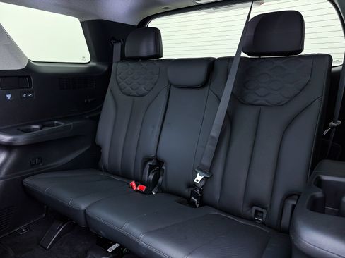 Used 2022 Hyundai Palisade Limited FWD image 41