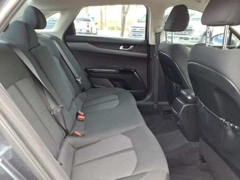 Used 2022 Kia K5 LXS FWD image 14