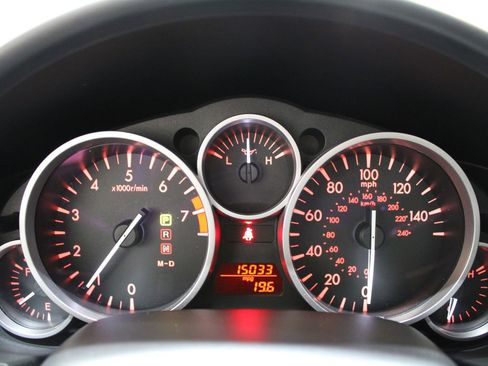 Used 2011 MAZDA MX-5 Miata Touring image 25