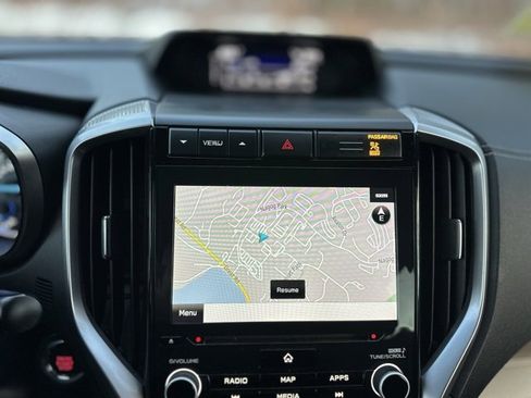 Used 2022 Subaru Ascent Touring image 10