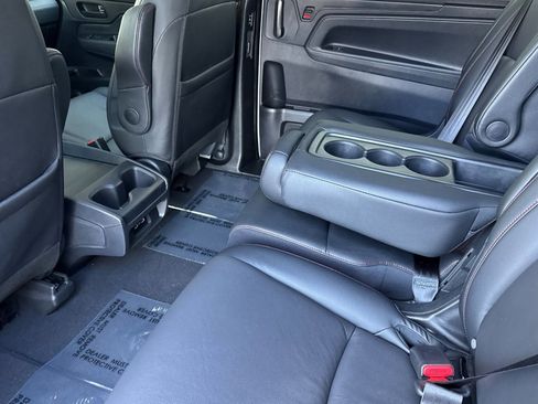 Used 2024 Honda Odyssey Sport image 26