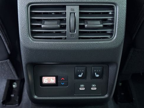 New 2026 Nissan Rogue Platinum w/ Tech Package AWD/4WD image 15