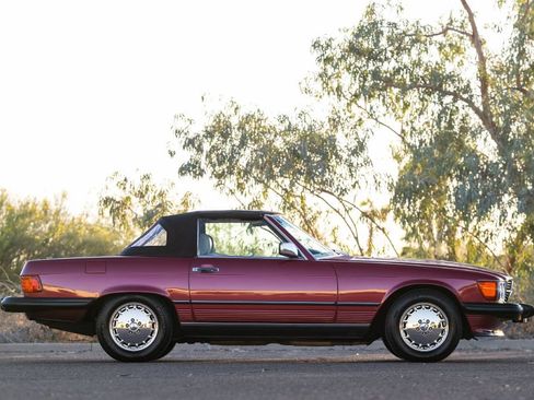 Used 1989 Mercedes-Benz 560 SL image 18