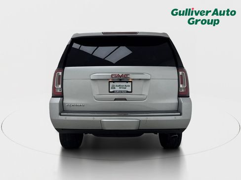 Used 2017 GMC Yukon Denali w/ Open Road Package AWD/4WD image 7