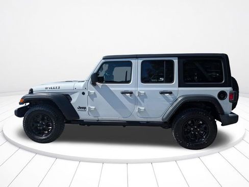Used 2022 Jeep Wrangler Unlimited Sport image 7