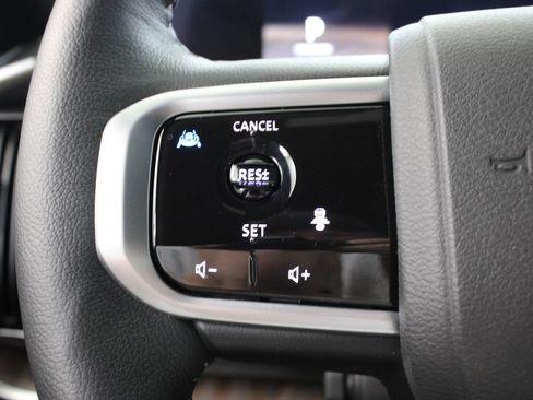 Used 2025 Nissan Armada SL w/ Captain's Chari Seat Package RWD image 27