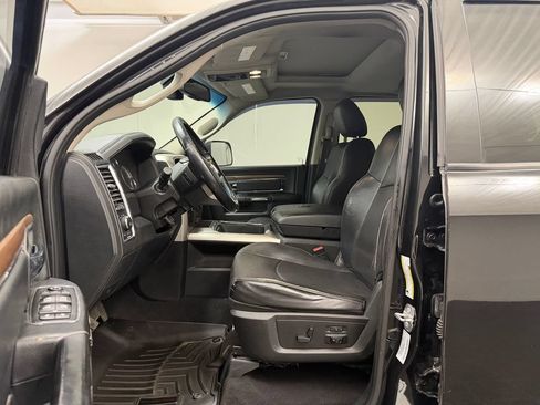 Used 2016 RAM 3500 Laramie AWD/4WD image 5