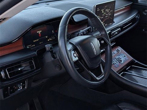 Used 2024 Lincoln Aviator Reserve image 26