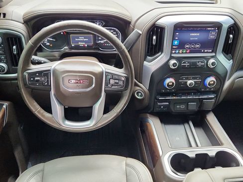 Used 2019 GMC Sierra 1500 SLT w/ SLT Convenience Package AWD/4WD image 9