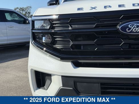 New 2025 Ford Expedition Max Active image 10