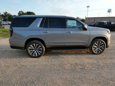 New 2026 Chevrolet Tahoe High Country w/ Sun And Tow Package AWD/4WD image 3