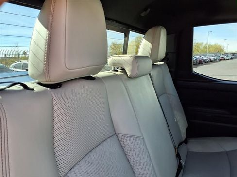 Used 2024 Toyota Tacoma Limited w/ Limited Package (LT) image 21