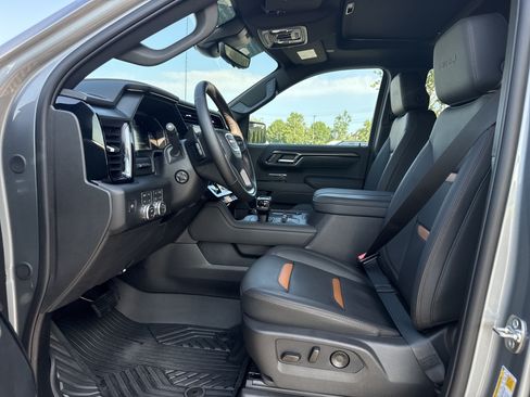 Used 2026 GMC Sierra 1500 AT4 w/ AT4 Premium Package AWD/4WD image 17