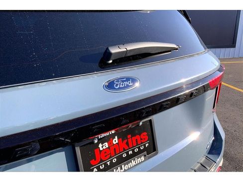 Used 2025 Ford Explorer ST-Line w/ Premium Package AWD/4WD image 34