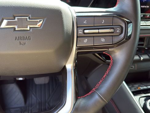 Used 2024 Chevrolet Colorado Z71 w/ Z71 Convenience Package 2 AWD/4WD image 15
