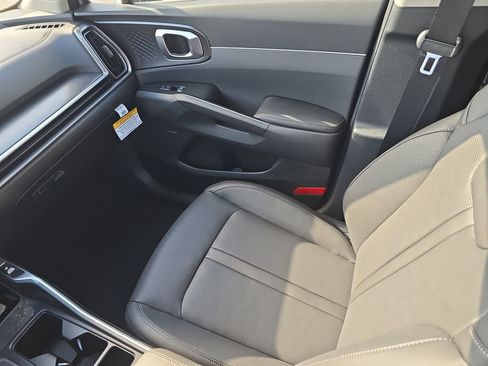 New 2026 Kia Sorento EX w/ EX Premium Package FWD image 18