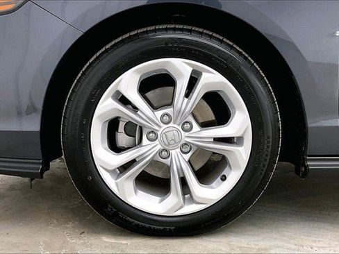 Certified 2025 Honda Accord LX image 10