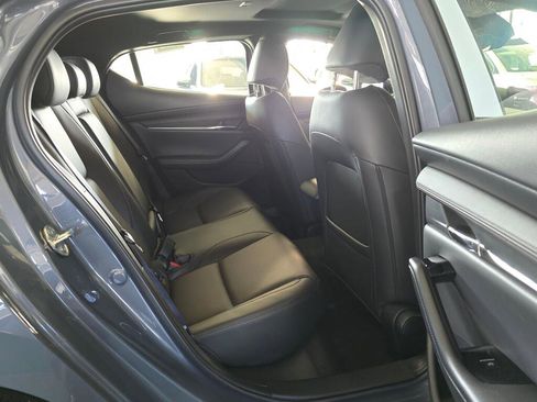 New 2026 MAZDA MAZDA3 Hatchback w/Premium Plus Pkg image 12