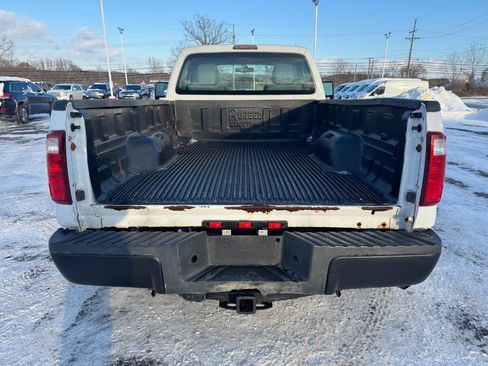 Used 2011 Ford F350 XL w/ Camper Pkg image 4