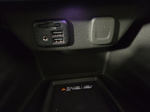 Certified 2023 Chevrolet Traverse RS image 29