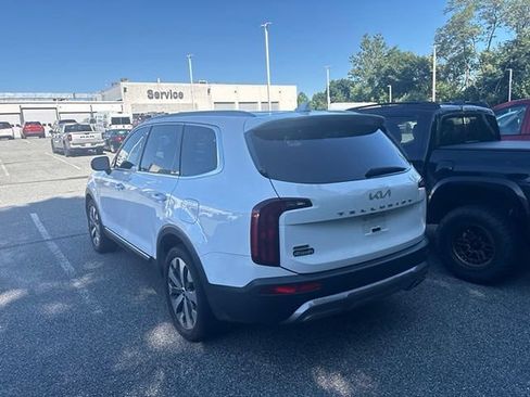 Used 2022 Kia Telluride S AWD/4WD image 13