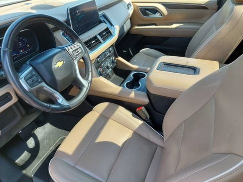 Used 2022 Chevrolet Suburban Premier AWD/4WD image 9