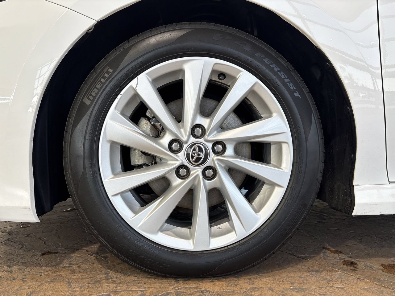 Certified 2022 Toyota Camry LE FWD image 10