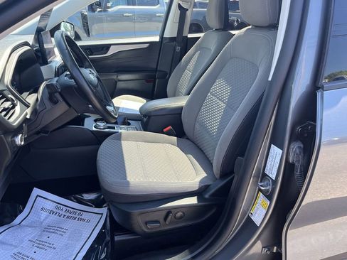 Certified 2022 Ford Escape SE w/ SE Sport Appearance Package AWD/4WD image 6