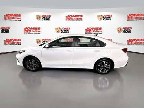Certified 2024 Kia Forte LXS w/ LXS Technology Package FWD image 13