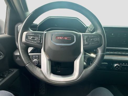 Used 2025 GMC Sierra 1500 SLT AWD/4WD image 12