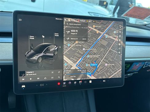 Used 2023 Tesla Model 3 Standard Range image 23