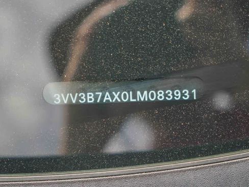 Used 2020 Volkswagen Tiguan SE R-Line FWD image 28