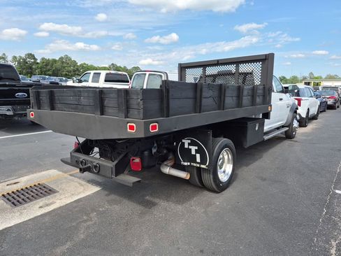 Used 2015 RAM 5500 Tradesman w/ Ambulance Prep Group RWD image 5