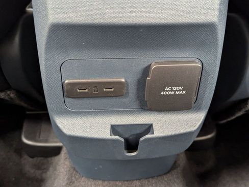 New 2025 Ford Maverick Lobo image 23