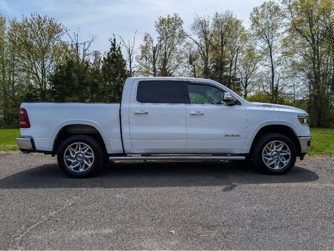 Used 2020 RAM 1500 Laramie AWD/4WD image 4