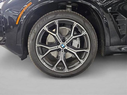 New 2026 BMW X5 xDrive40i w/ M Sport Package image 9