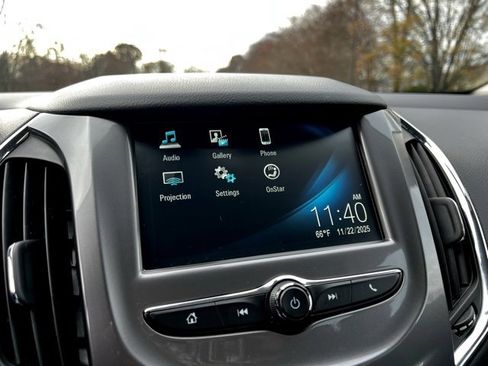 Used 2018 Chevrolet Cruze LT w/ Convenience Package image 43