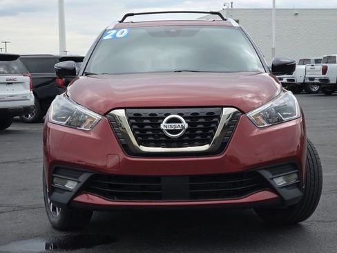 Used 2020 Nissan Kicks SR FWD image 12