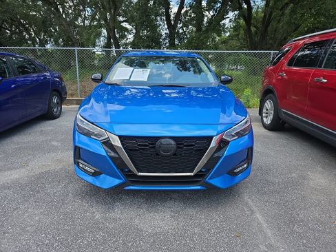 Used 2021 Nissan Sentra SR FWD image 2