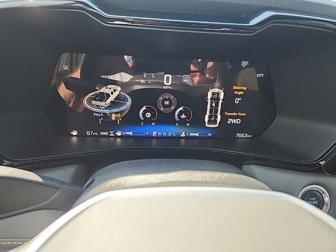 Certified 2024 Chevrolet Colorado ZR2 w/ ZR2 Convenience Package III AWD/4WD image 20