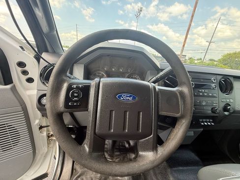 Used 2015 Ford F450 XL w/ Power Equipment Group RWD image 16