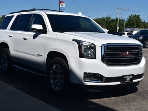 Used 2019 GMC Yukon SLE w/ SLE Value Package AWD/4WD image 12