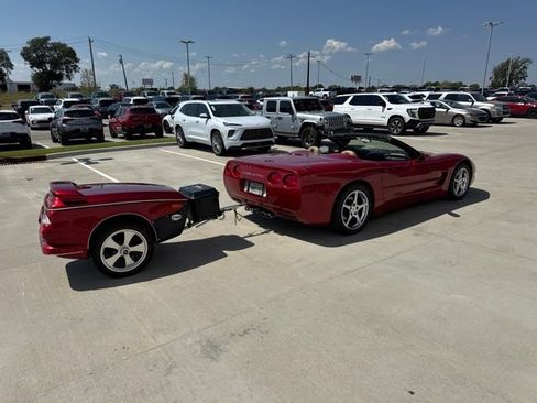 Used 1998 Chevrolet Corvette Convertible w/ Memory Pkg RWD image 3