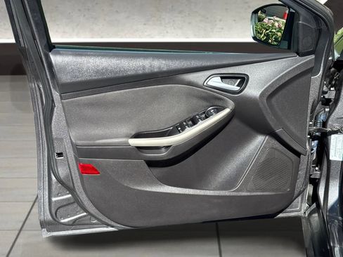 Used 2012 Ford Focus SEL FWD image 66