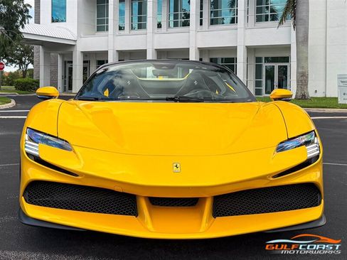 Used 2024 Ferrari SF90 Spider AWD/4WD image 6