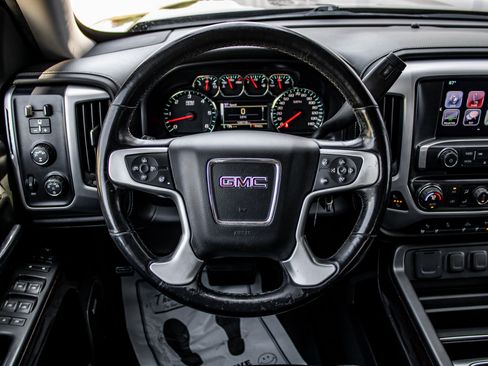 Used 2017 GMC Sierra 1500 SLT w/ SLT Premium Package AWD/4WD image 28