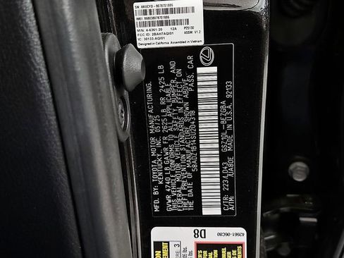 Used 2025 Lexus ES 350 w/ Premium Package FWD image 31