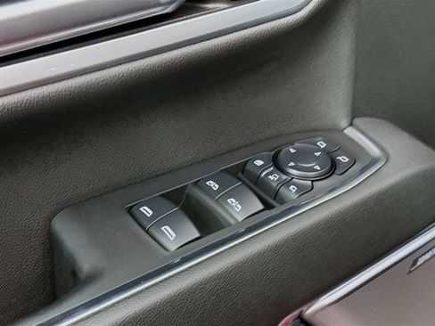 Used 2024 Chevrolet Silverado 3500 High Country image 20