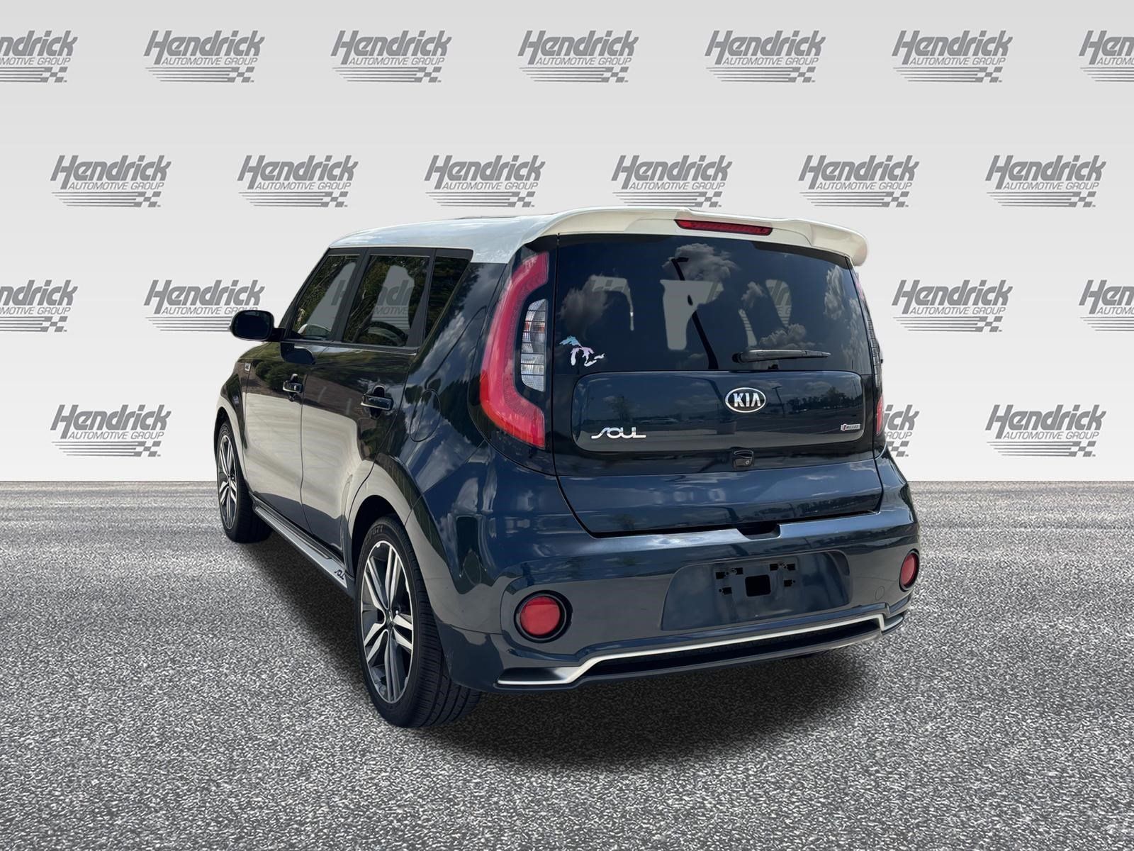 Used 2018 Kia Soul + FWD image 9