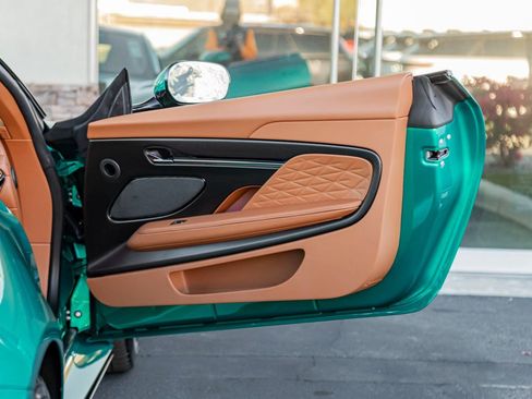 Used 2026 Aston Martin DB12 Coupe image 22